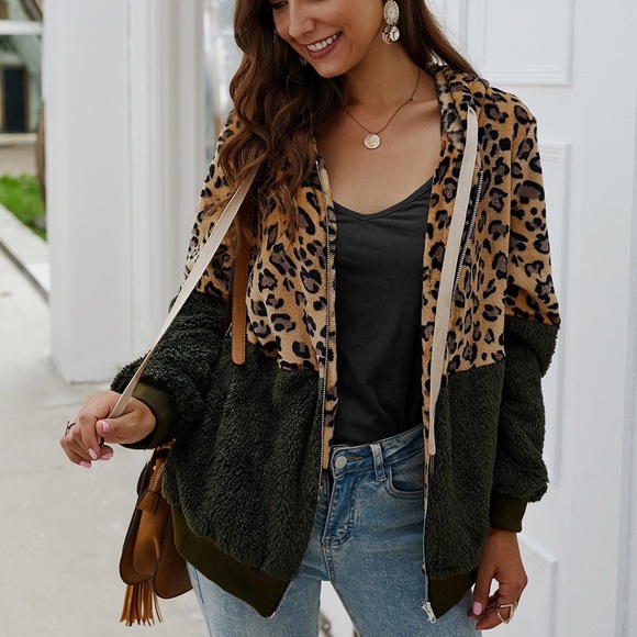 ♦️🆕Leopard Print Full Zipper Up Hoodie Olive - Picture 3 of 6